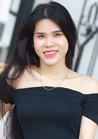 Gorgeous member profiles: young Asian member Thi Kim Yen from Ho Chi Minh City